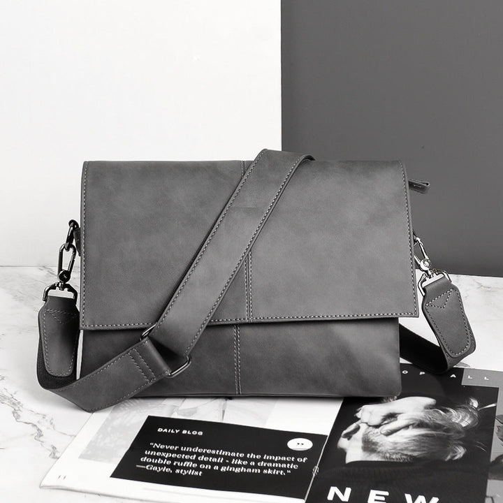 Elegant Clutch in Modern Design Kalsten