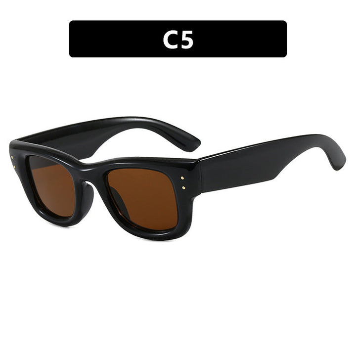 Women's fashionable sunglasses with wide, elegant frame and protective UV filter Kalsten