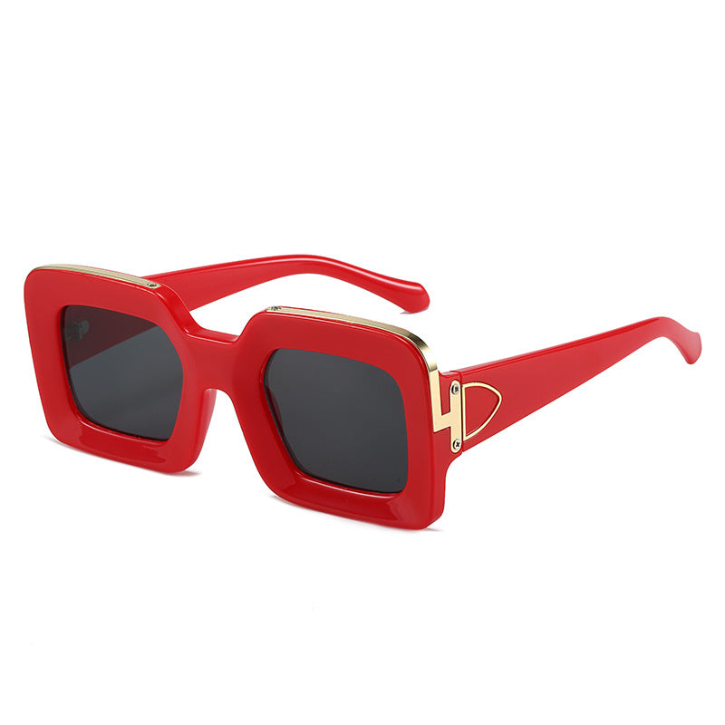 Women square sunglasses with luxurious design and golden accents Kalsten