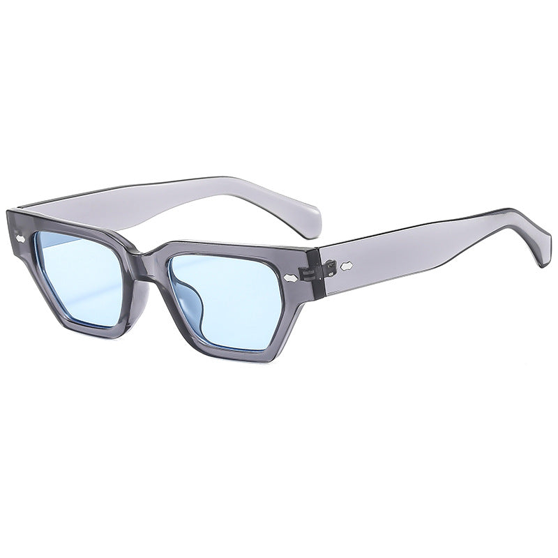 Women’s sunglasses in modern, geometric design with glare-free lenses Kalsten