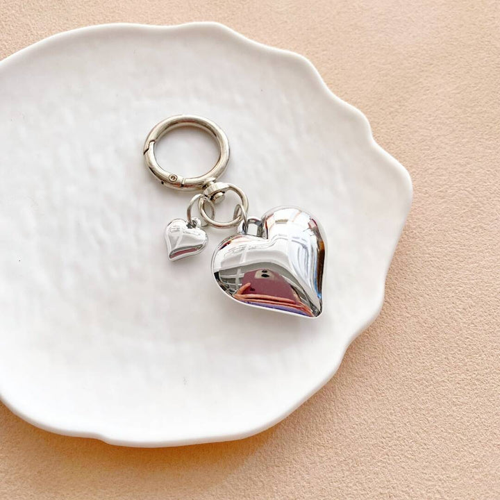 Heart-Shaped Charm Keychain kalsten