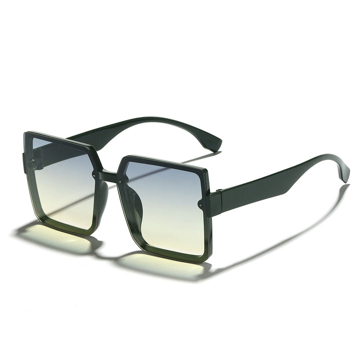 Women's square sunglasses with retro-inspired design and soft lenses Kalsten