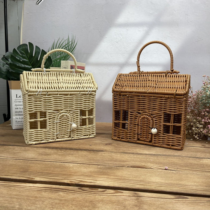 Women's stylish braided basket with rounded roof Kalsten