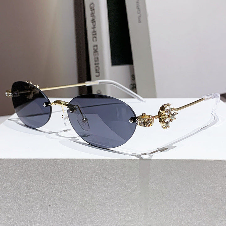 Ladies elegant sunglasses with geometric frame Kalsten