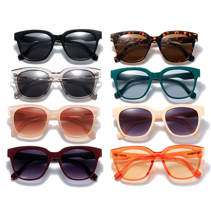 Women’s classic sunglasses with modern oversized frame Kalsten