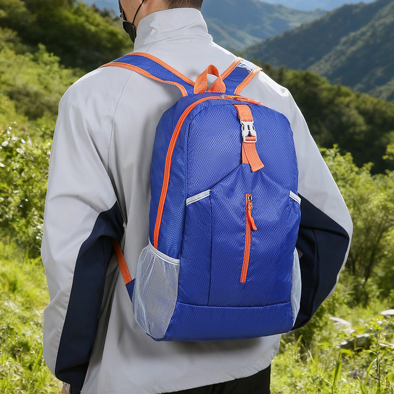 Sporty backpack with multiple pockets and breathable back Kalsten