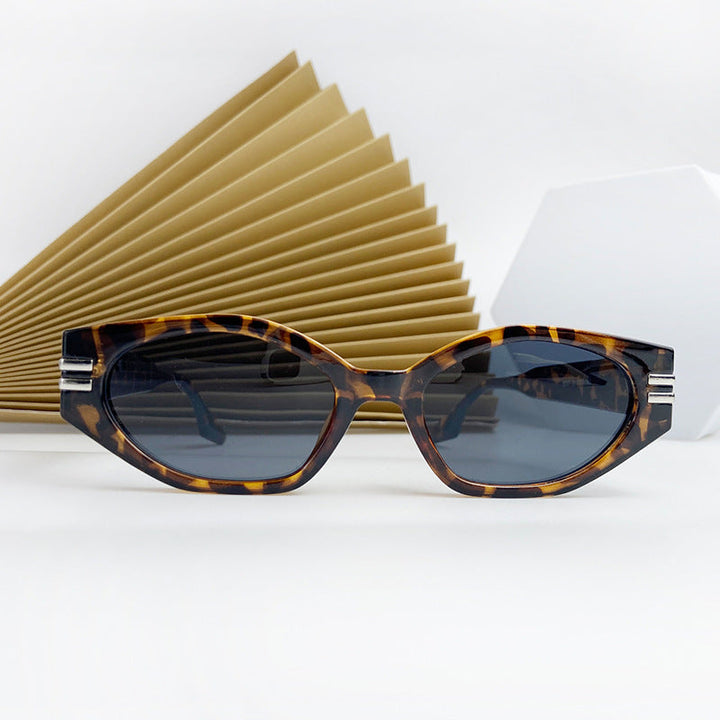 Women's Cat-Eye Sunglasses in stylish design with sturdy frame Kalsten