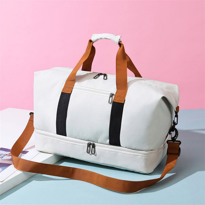 Sporty travel bag with adjustable shoulder strap and organizer compartments Kalsten