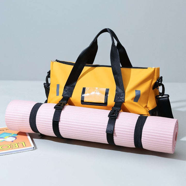 Sporty travel bag with innovative carrying system and durable material Kalsten