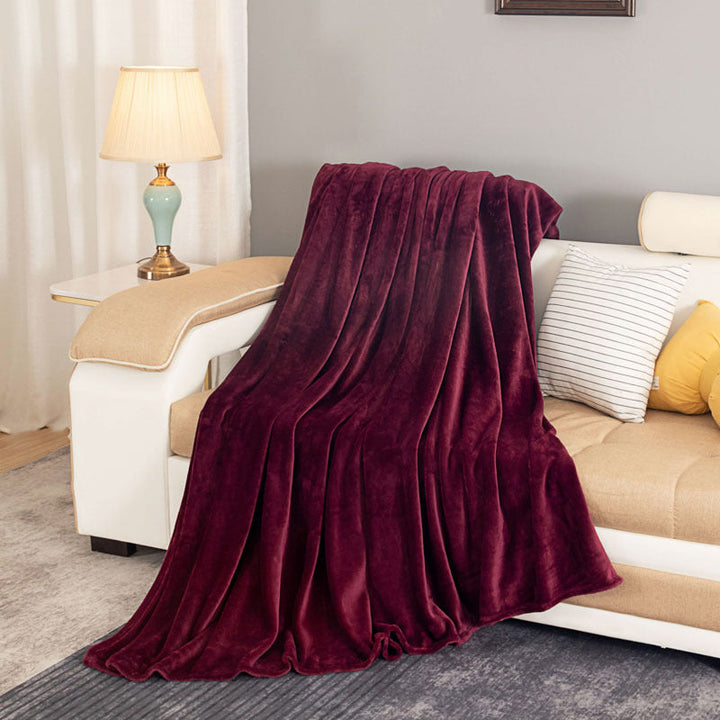 Ladies luxurious fleece blanket with soft texture Kalsten