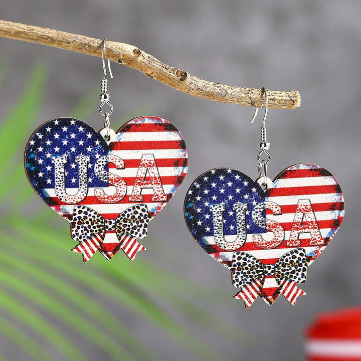 Women's handmade acrylic earrings can holder with patriotic flag motif and fish hook closure Kalsten
