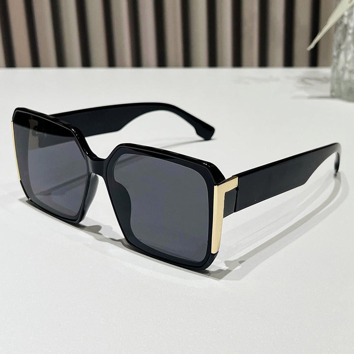 Women's fashionable sunglasses with elegant accents Kalsten
