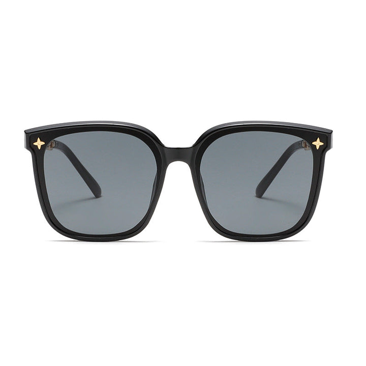 Women's Fashion Sunglasses with High-Quality Chain Detail Kalsten