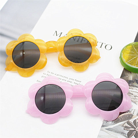 Women's sunglasses in playful floral pattern Kalsten