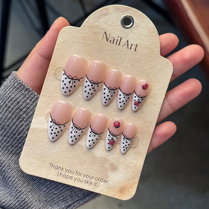 Elegant Artistic Press-On Nail Set Kalsten