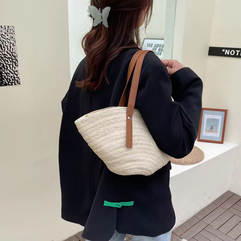Flexible and Stylish Basket Bag Kalsten