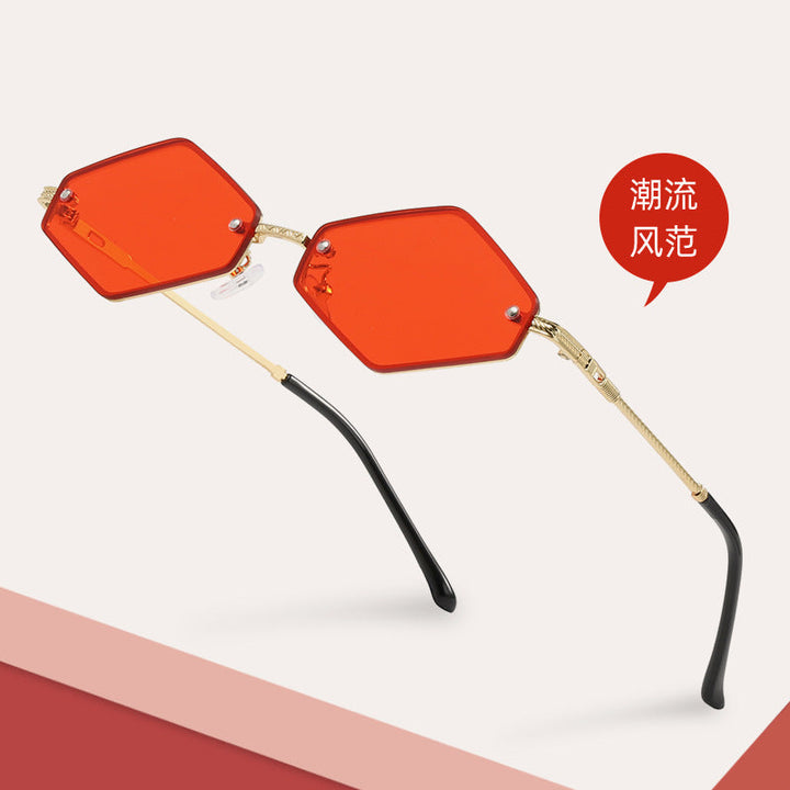 Women's Heart-Shaped Sunglasses in Trendy Design Kalsten