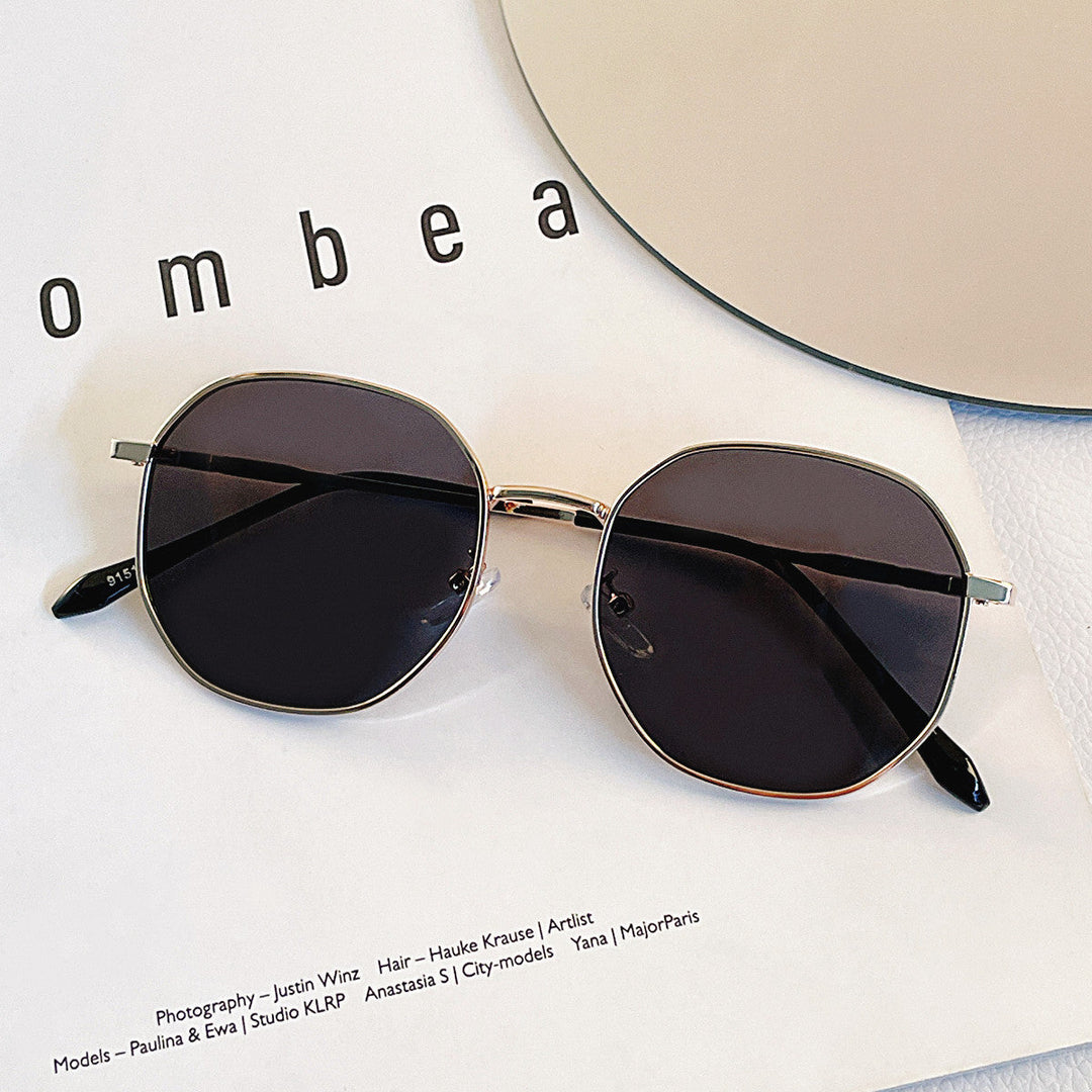 Women elegant sunglasses with striking frame structure Kalsten