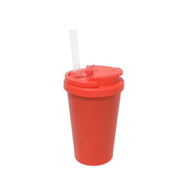 Ladies silicone drinking cup with secure closure system Kalsten