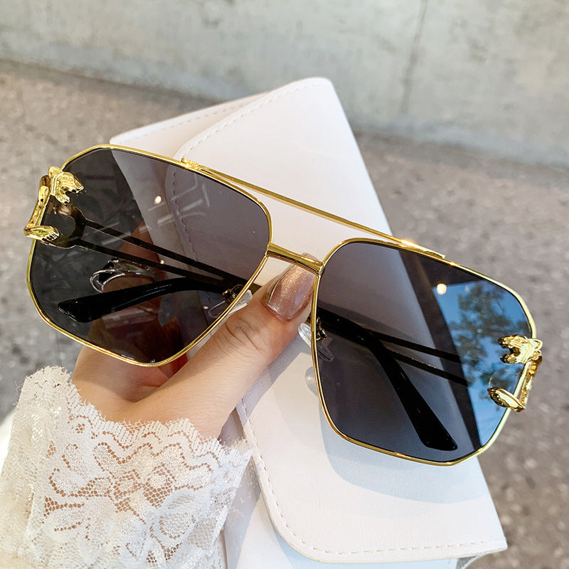 Ladies square sunglasses with luxurious metal frame Kalsten
