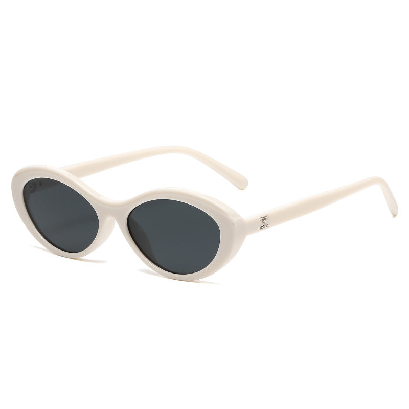 Ladies stylish sunglasses in oval design Kalsten