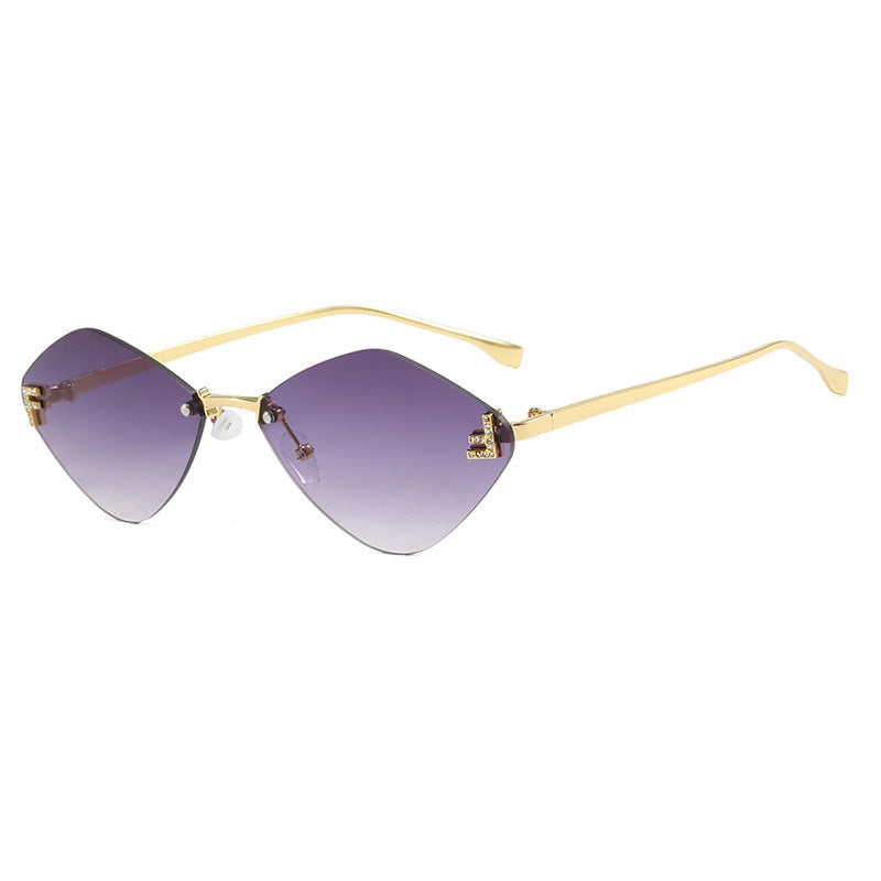 Women's geometric sunglasses in an extravagant design with gradient lenses Kalsten