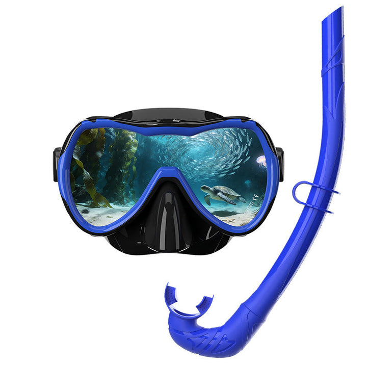 Diving mask with wide field of vision by Kalsten