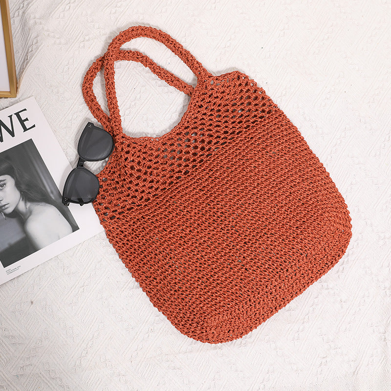 Handcrafted straw bag with wide carrying handle Kalsten