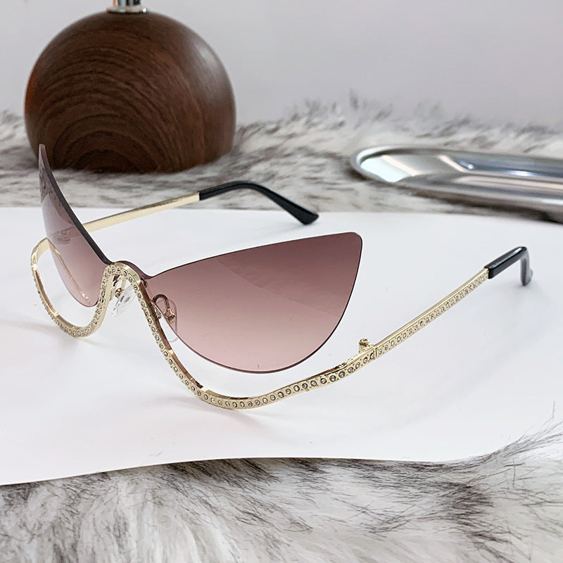 Women's extravagantly shaped Cat-Eye sunglasses with sparkling appliqués Kalsten