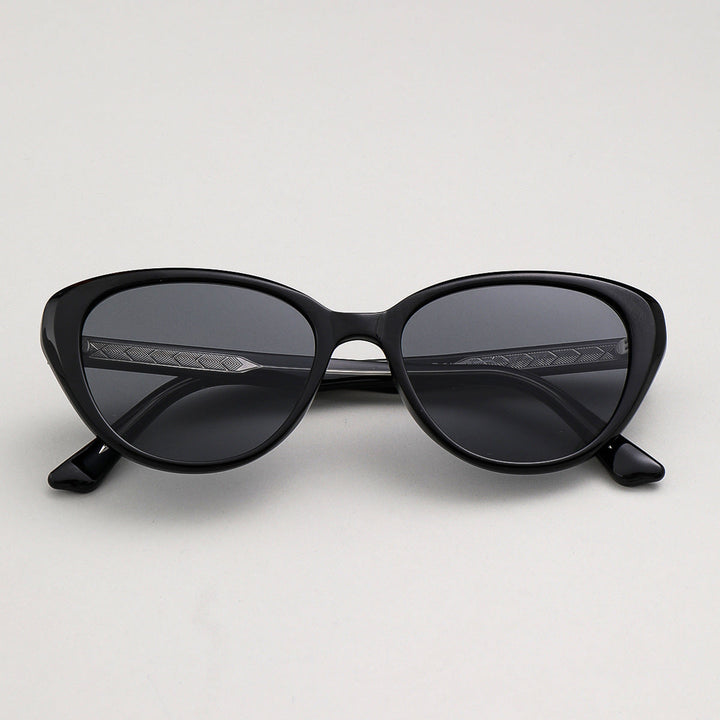 Ladies modern sunglasses with classic swing Kalsten