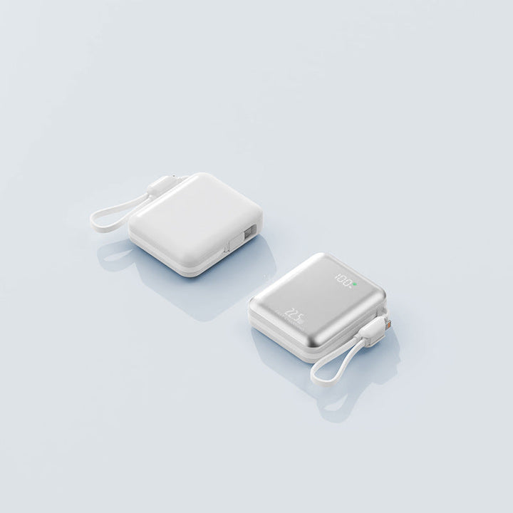 Power bank with compact design and integrated LED display Kalsten
