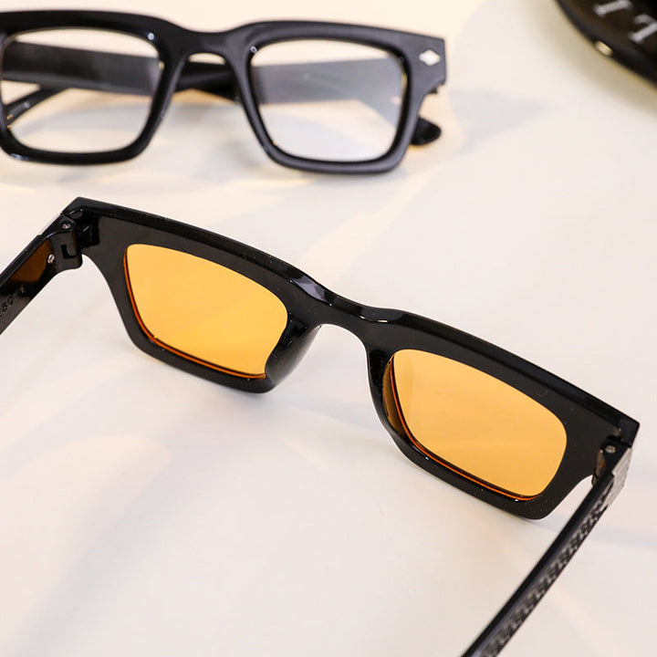 Women's fashionable reading glasses with ergonomic design Kalsten