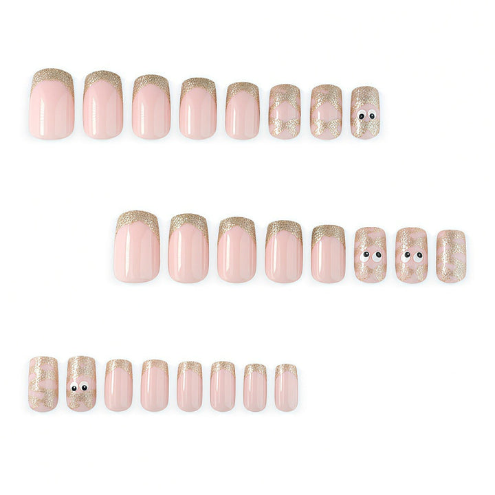 Art Nails in Creative Mummy Design Kalsten