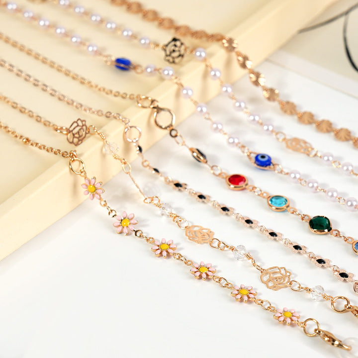 Luxurious Crystal-Embellished Eyewear Chain Kalsten