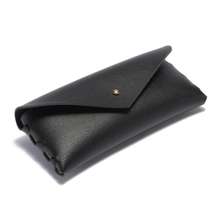 Elegant Phone Case in Minimalist Leather Design Kalsten