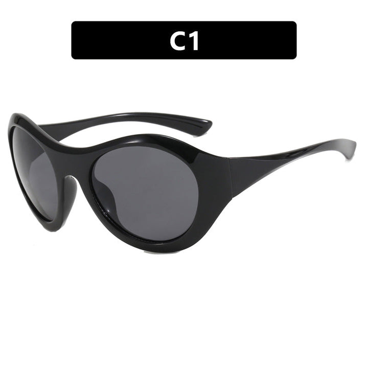 Ladies retro-inspired sunglasses with oversized frame and protective lenses Kalsten