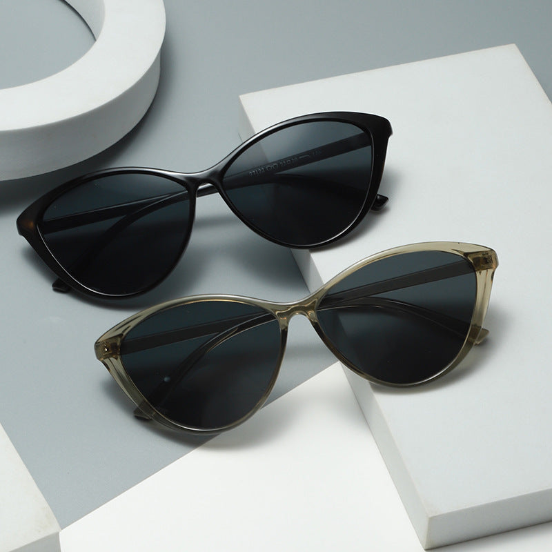 Women's Cat-Eye Glasses with Modern Design Kalsten