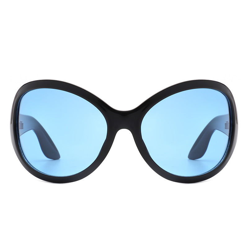 Ladies sunglasses in a stylish butterfly design with UV protection and wide frame Kalsten