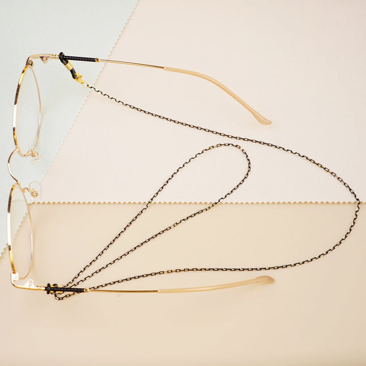 Elegant Link Chain Eyewear Holder Kalsten