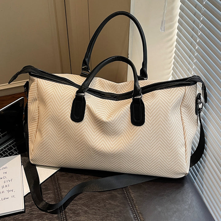 Elegant Travel Bag with Innovative Compartment Design Kalsten