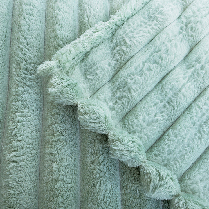 Ladies Luxury Thermal Snuggle Blanket with Wave Structure Kalsten