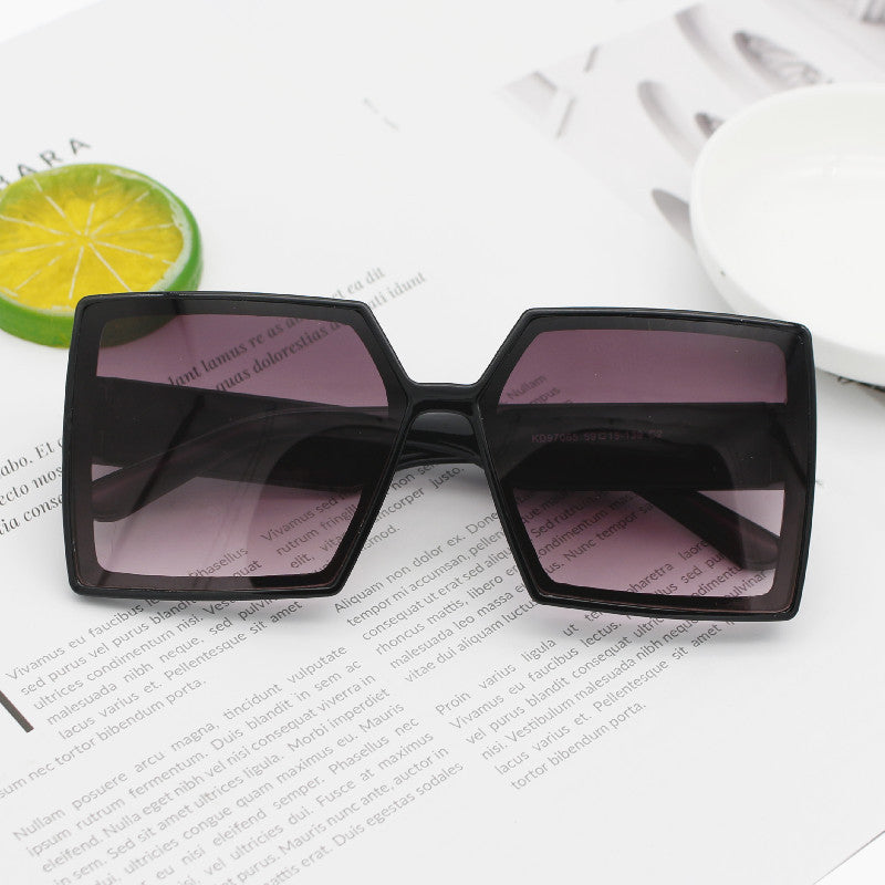 Women's Fashion Oversized Sunglasses with Angular Design Kalsten