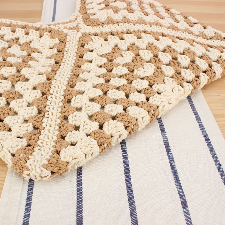 Handmade straw tote bag with elegant wooden handles Kalsten