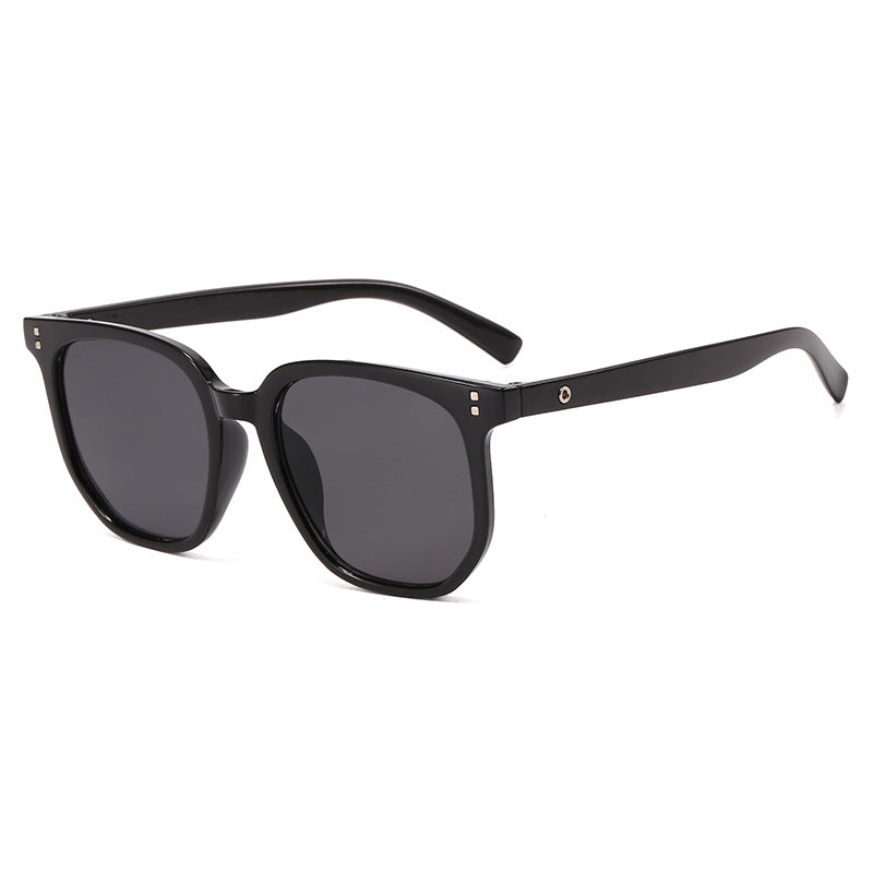 Ladies trendy square sunglasses with robust plastic frame Kalsten