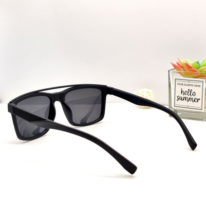 Men's trendy sunglasses with ergonomic frame and polarized lenses Kalsten