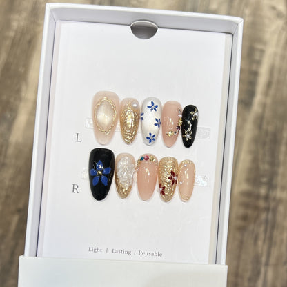 Elegant Floral Press-On Nail Set Acalora