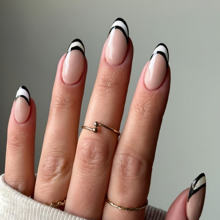 Stylish French Tip Press-On Nail Set Kalsten