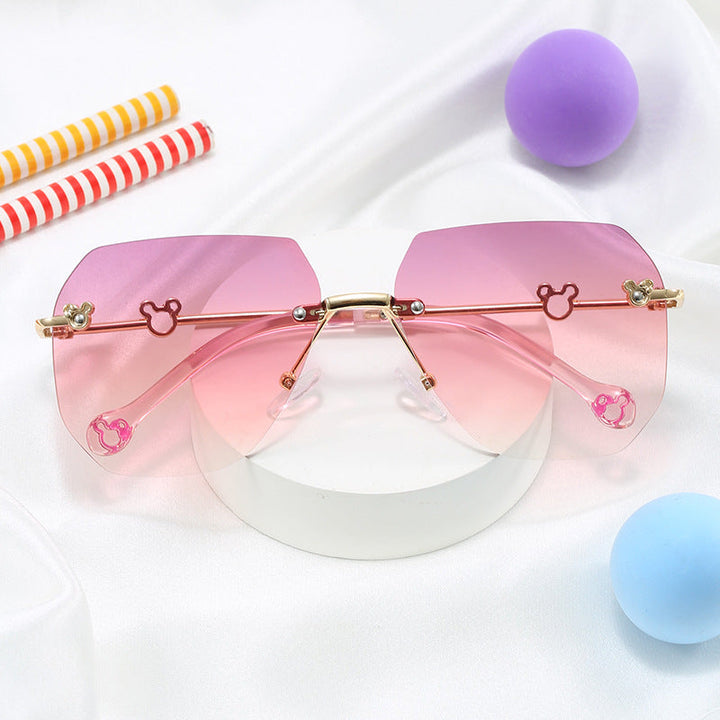 Ladies stylish oversized sunglasses with faceted frame Kalsten