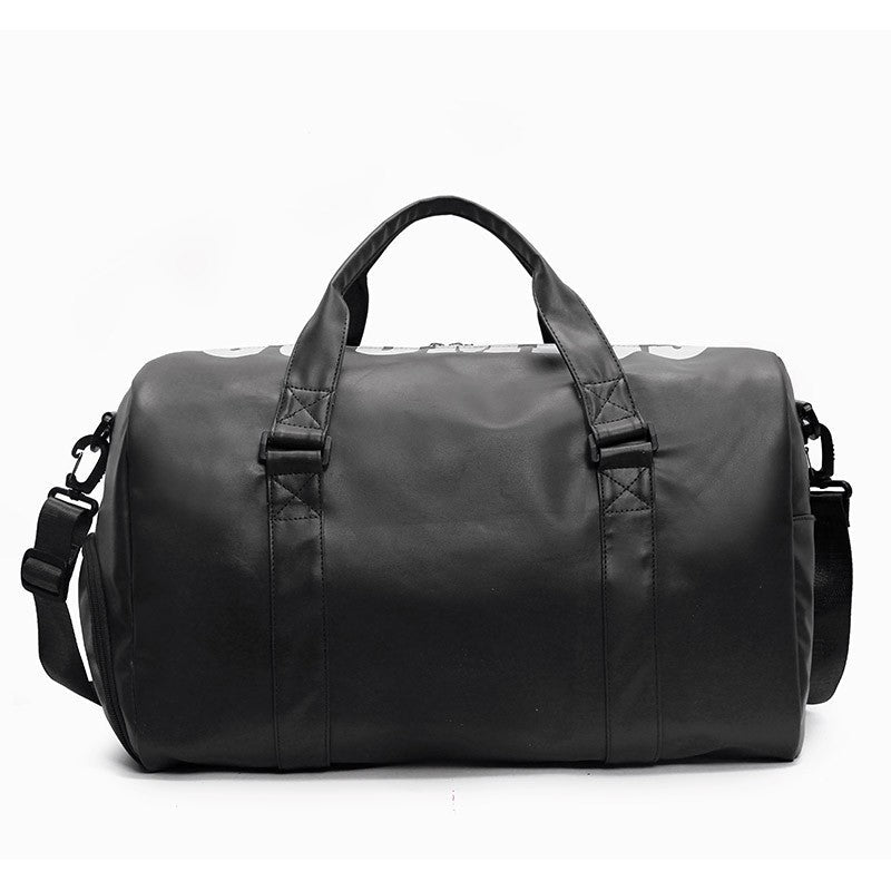 Sporty travel bag with robust design and adjustable shoulder strap Kalsten