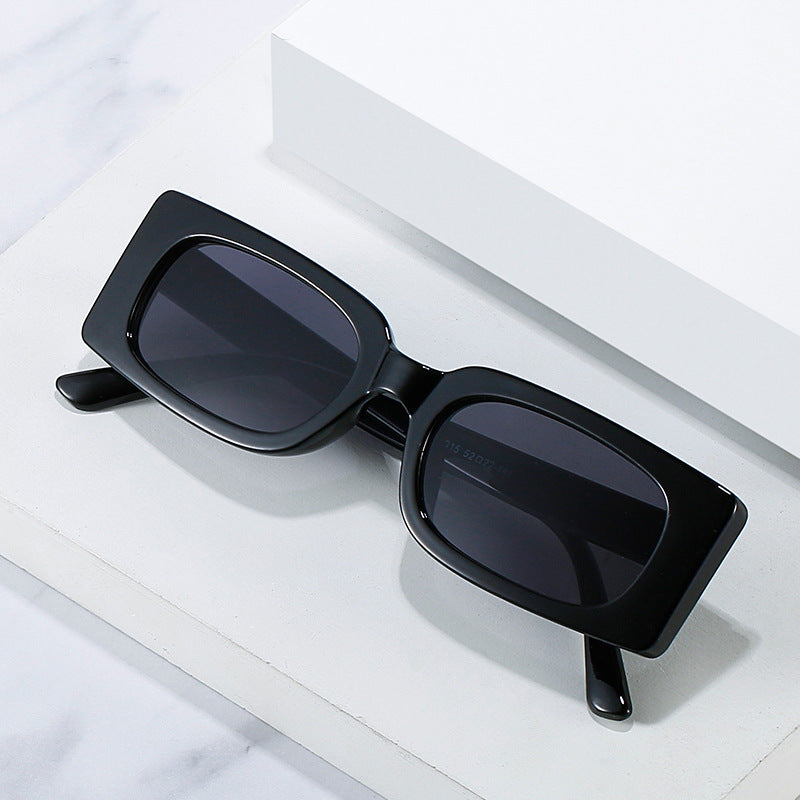 Women's sunglasses in modern retro style Kalsten